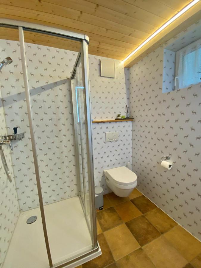 Damuelser Holzhus Lägenhet Exteriör bild